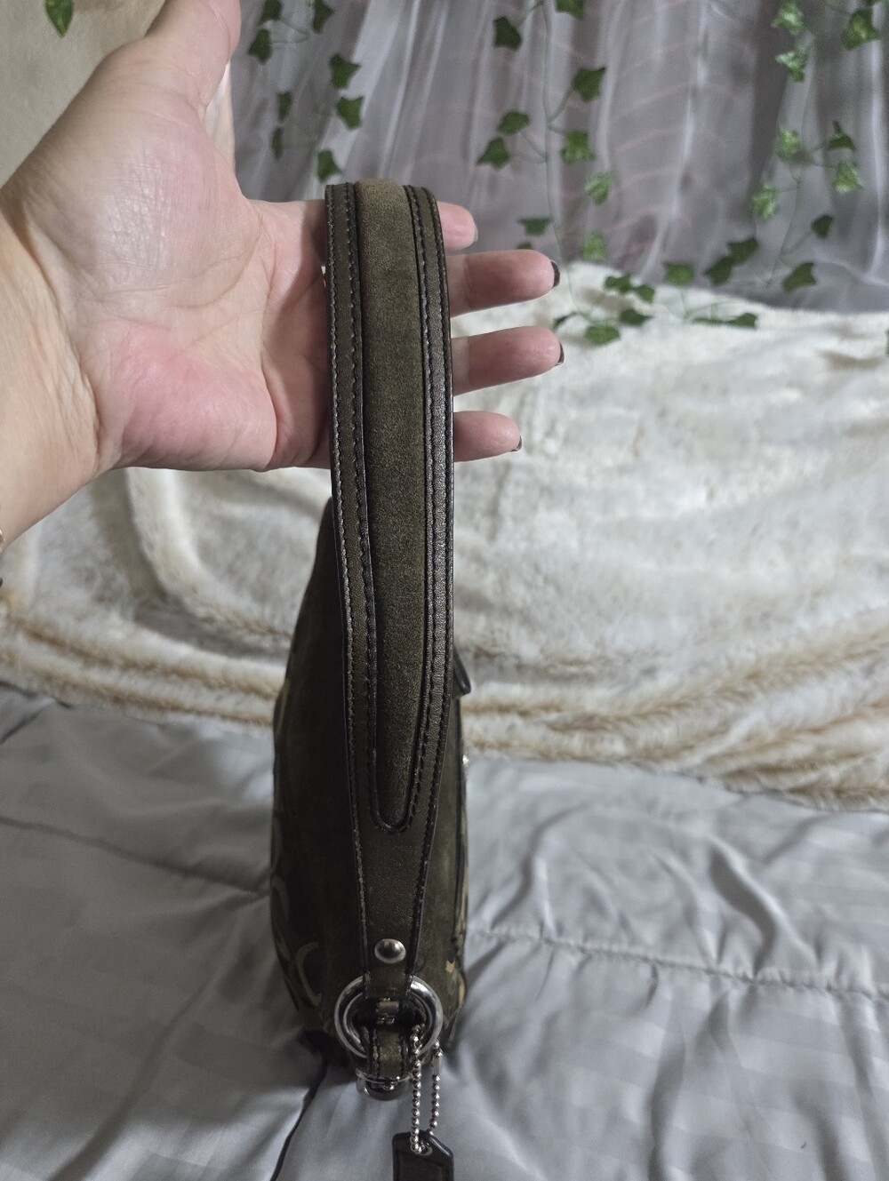 Coach Chelsea Optic Signature Bag - Picture 9 of 13